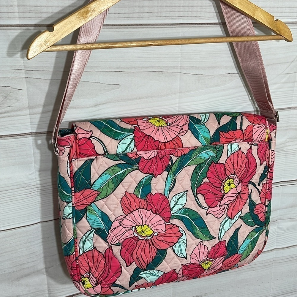NWT Vera Bradley Essential Messenger Vintage Floral - Picture 5 of 9